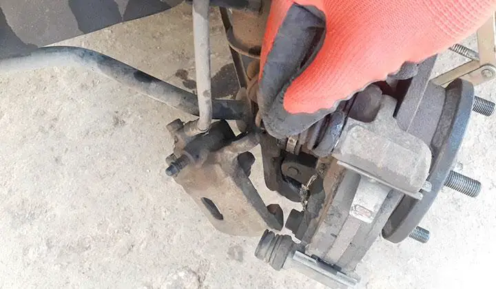 Pivot caliper up