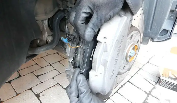 hange front brake pads on Mercedes C220