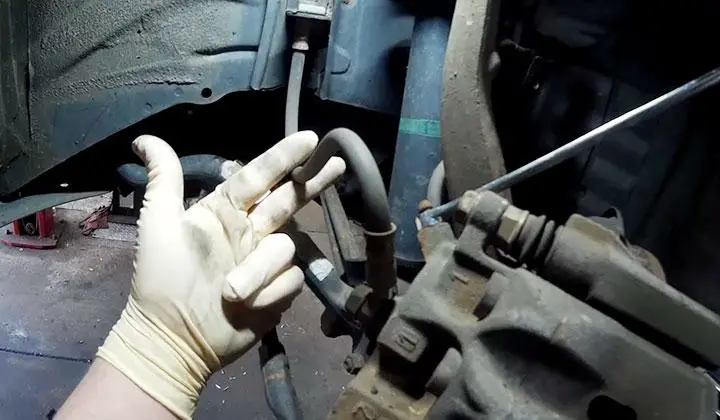 Make Sure All of the Brake Lines Are Clean and Free From Debris