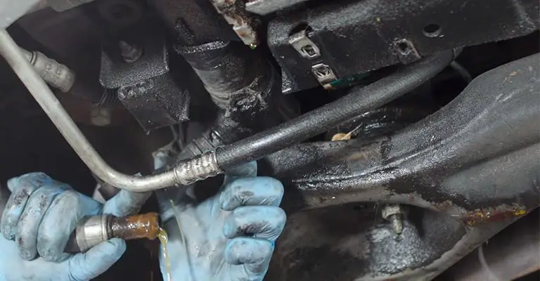 Deteriorating Fluid Hoses